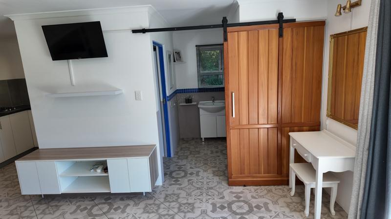 6 Bedroom Property for Sale in Rheenendal Western Cape